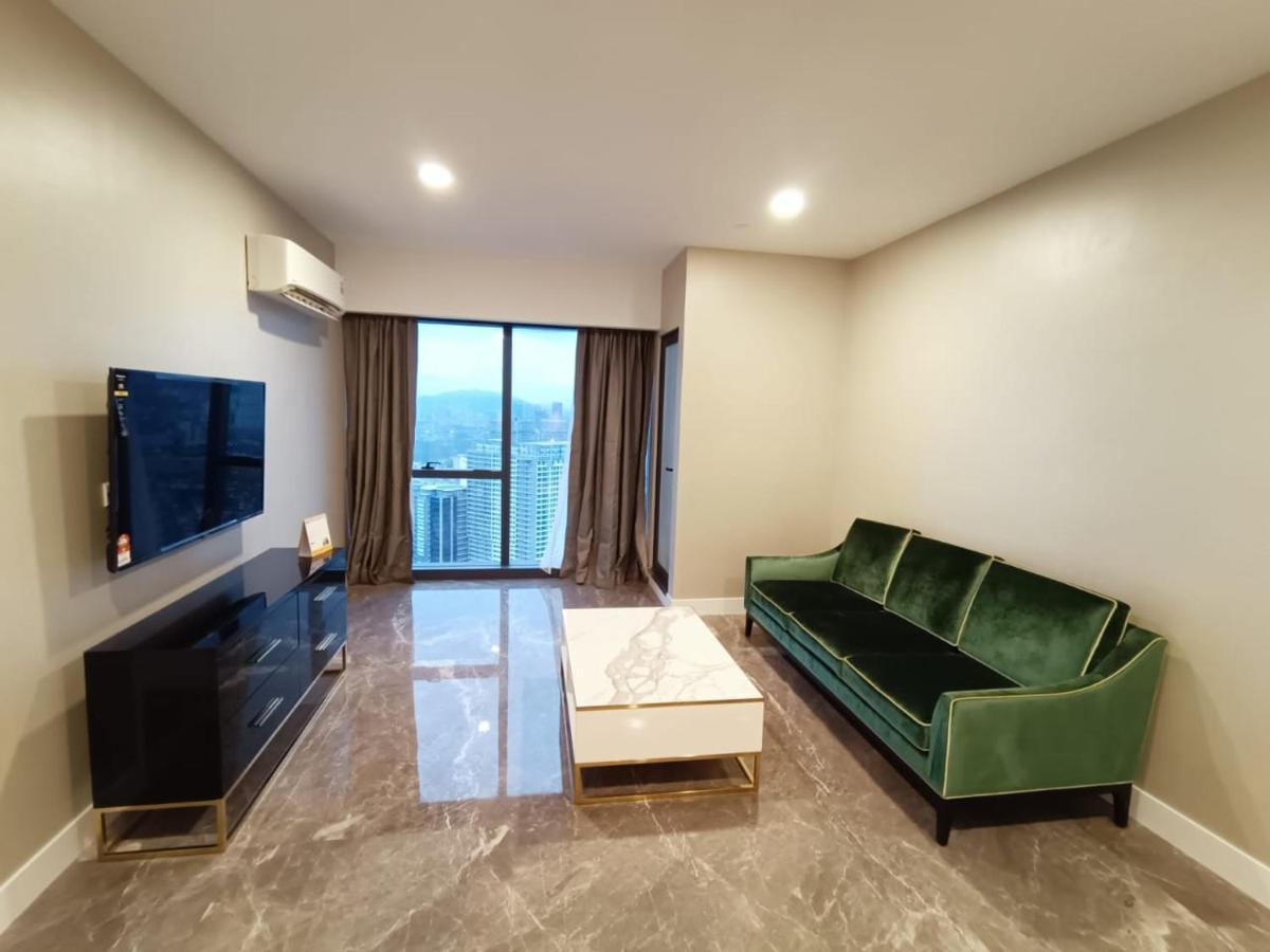 Platinum Suite 2 New Kl Cbd New Luxury Condo With Best Infinity View To Klcc Twin Towers Pool Kuala Lumpur Luaran gambar